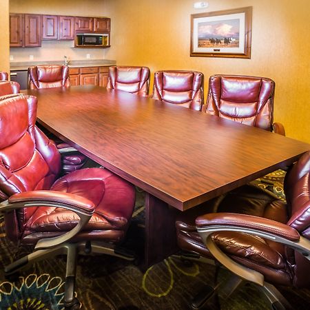 Holiday Inn Express Hotel & Suites Gunnison By Ihg Экстерьер фото