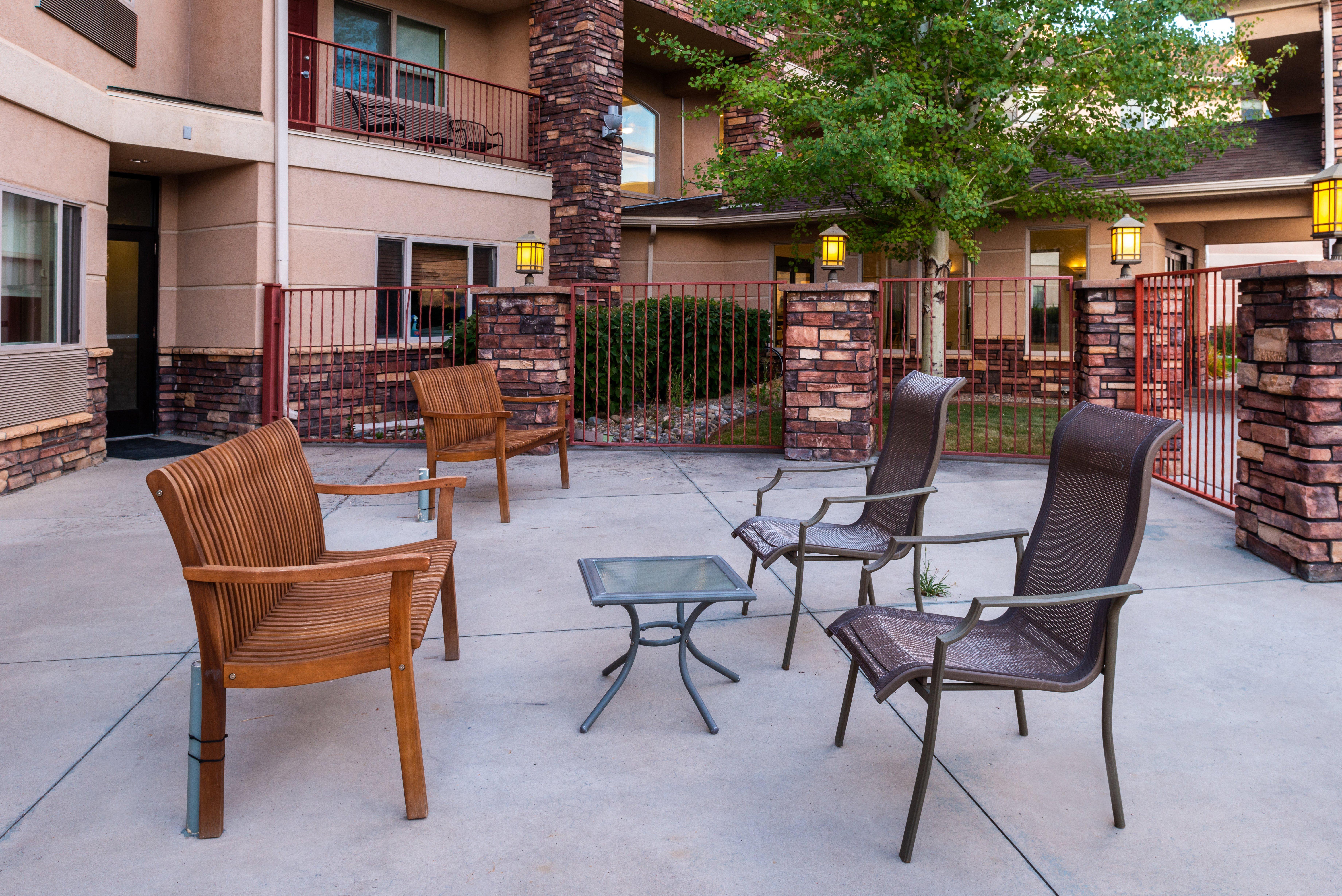 Holiday Inn Express Hotel & Suites Gunnison By Ihg Экстерьер фото