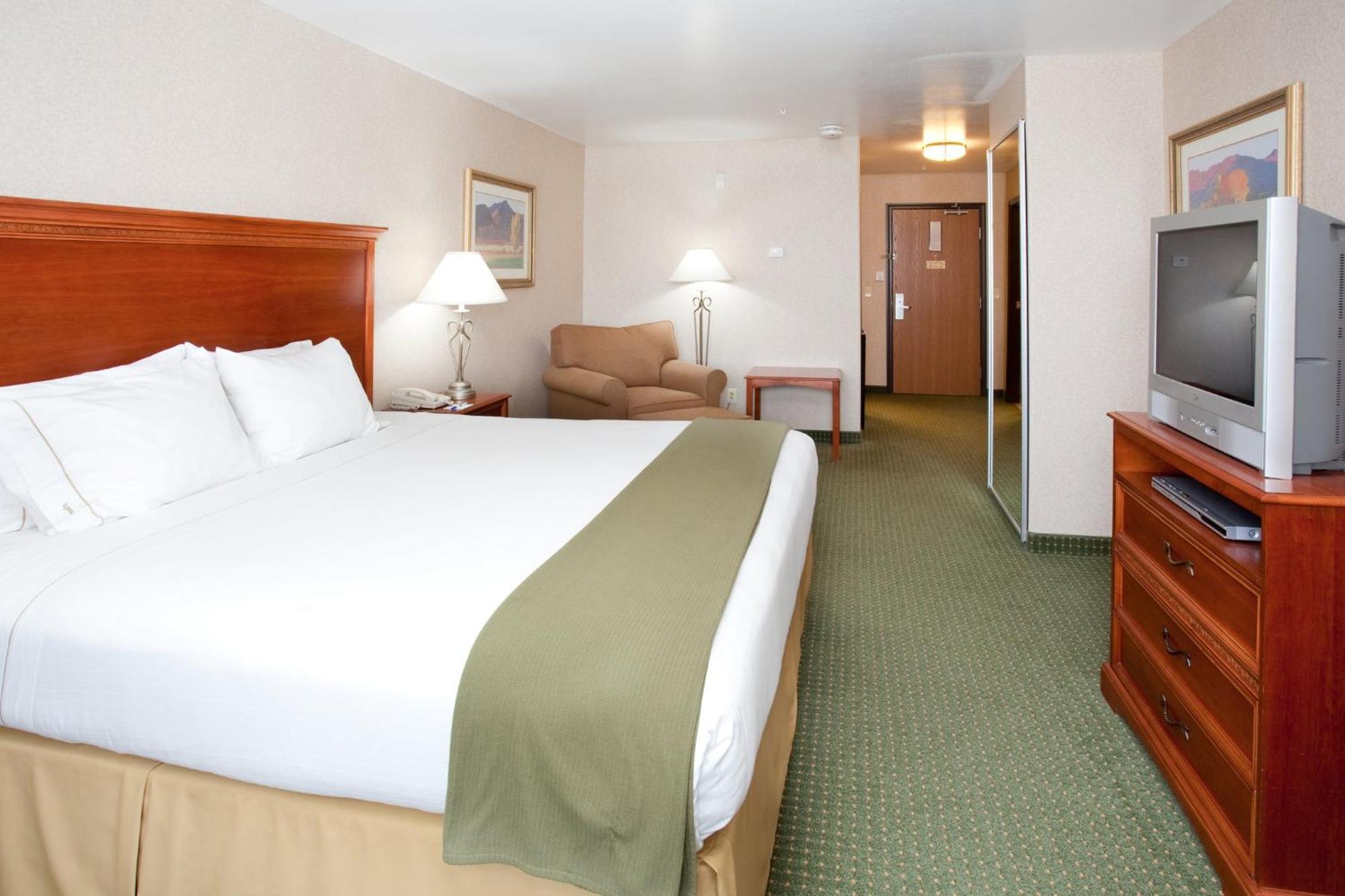 Holiday Inn Express Hotel & Suites Gunnison By Ihg Экстерьер фото