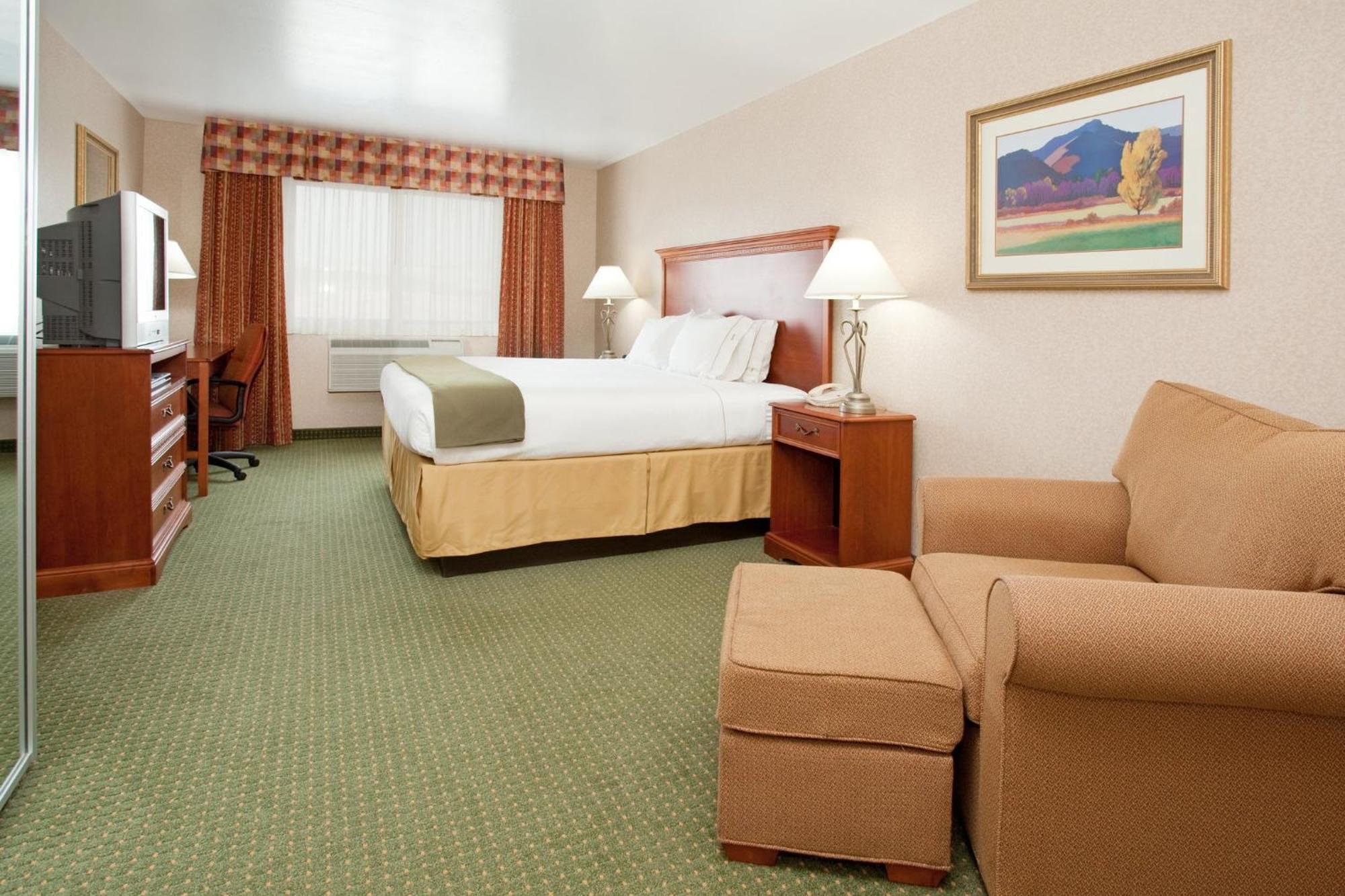 Holiday Inn Express Hotel & Suites Gunnison By Ihg Экстерьер фото