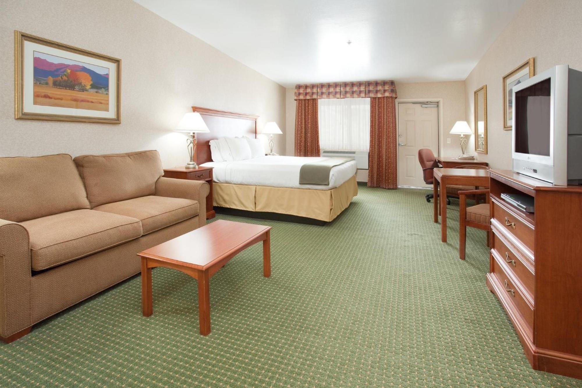 Holiday Inn Express Hotel & Suites Gunnison By Ihg Экстерьер фото