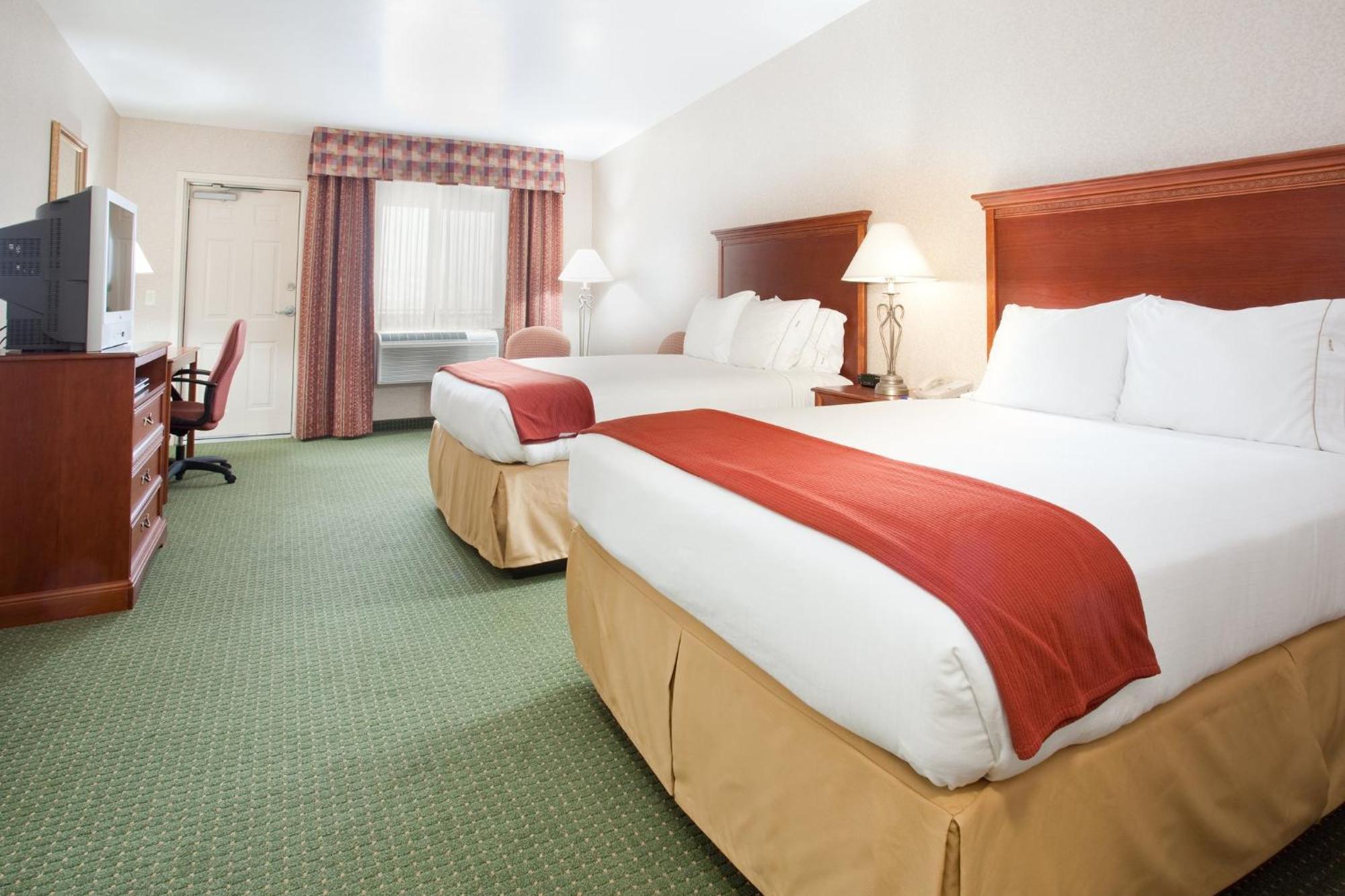 Holiday Inn Express Hotel & Suites Gunnison By Ihg Экстерьер фото